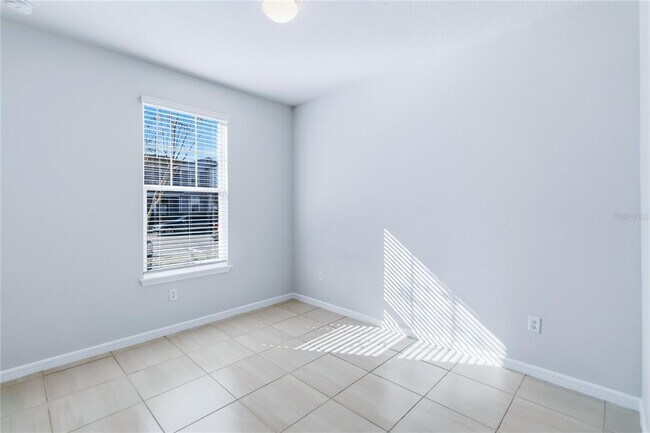 Building Photo - 10379 Folly Bch Rd