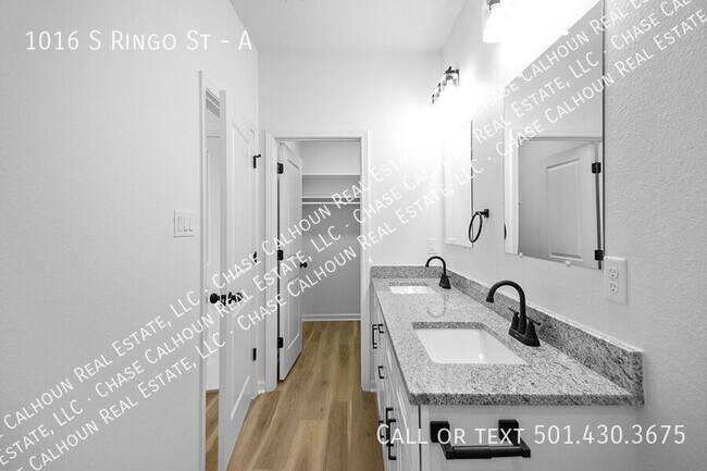 Building Photo - 1016 S Ringo St