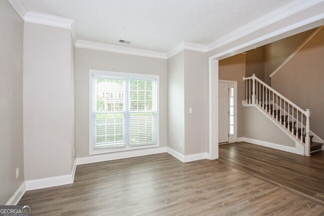Building Photo - 2105 Caneridge Dr
