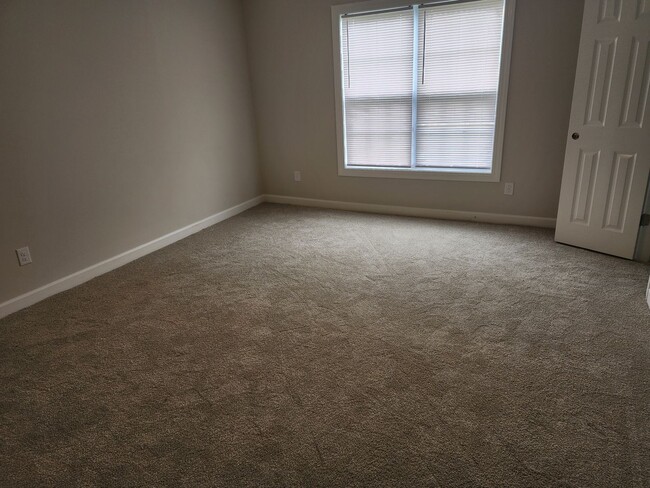 Building Photo - Carroll Crossing-Duplex in Winterville