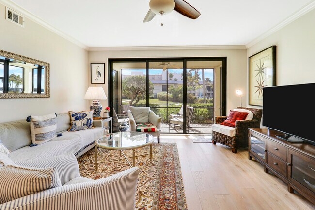 Building Photo - 275 S Beach Rd