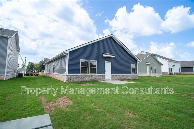 Building Photo - 22845 Dashwood Ln