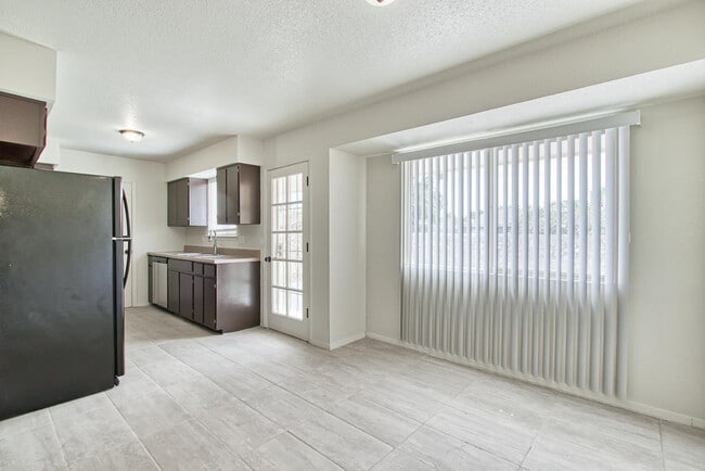 Building Photo - 10720 Mc Allen Pl