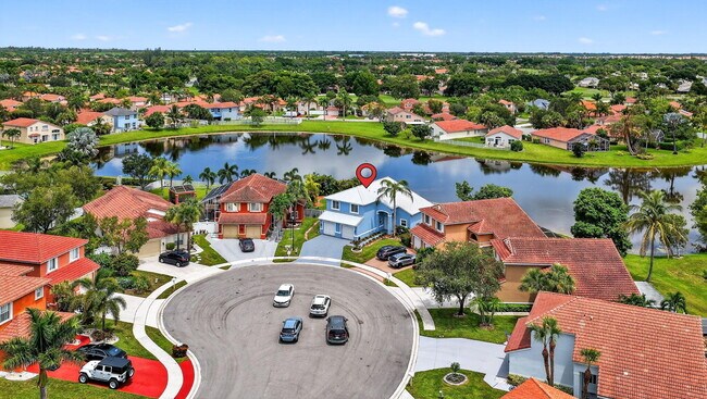 Building Photo - 8225 Pelican Harbour Dr