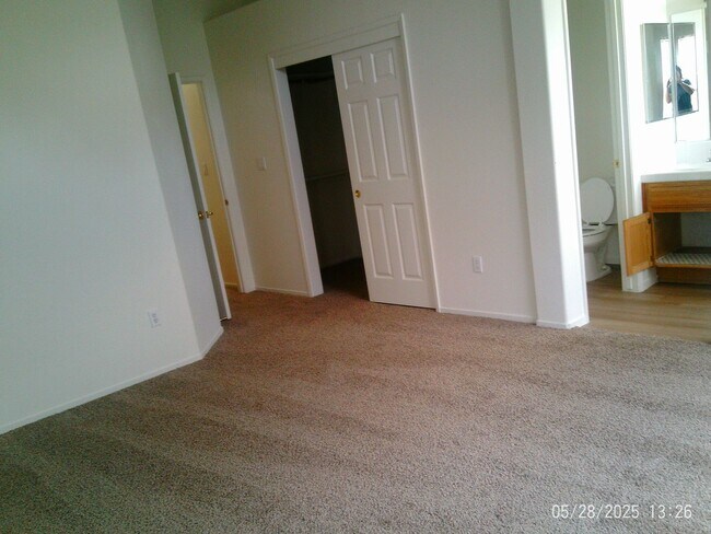 Building Photo - 8304 Black Knot Ct