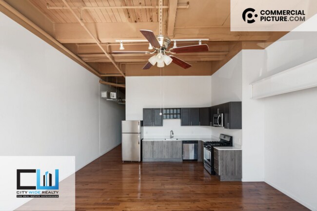 Building Photo - 2200 E Venango St
