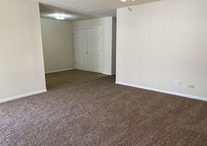 Building Photo - 2411 Pedernales Dr