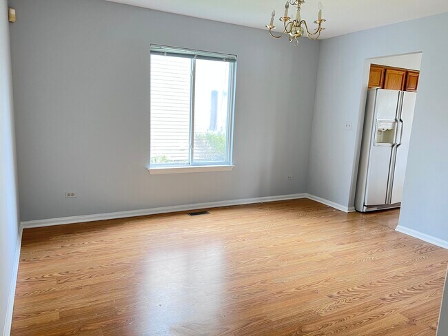 Building Photo - 1120 Mallory Ct