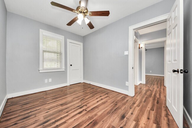 Building Photo - 2820 Holman St