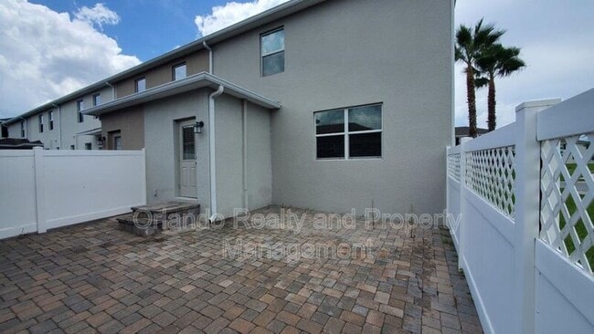 Building Photo - 11013 Suspense Dr