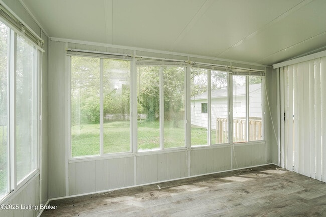 Building Photo - 140 Mills Dr