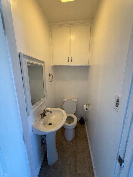 Bathroom 2 - 328 W 17th St