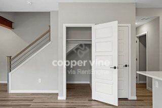 Building Photo - 6357 Nelson Ct