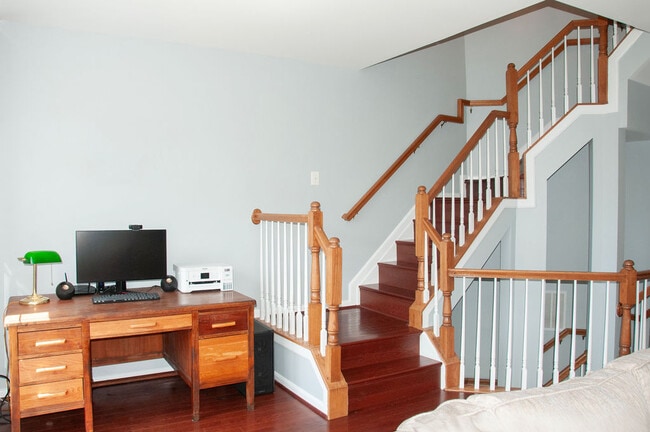 Building Photo - 21672 Kings Crossing Terrace