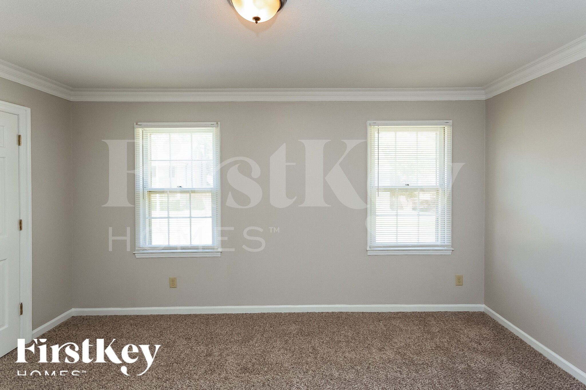 Building Photo - 6991 Dashwood Dr