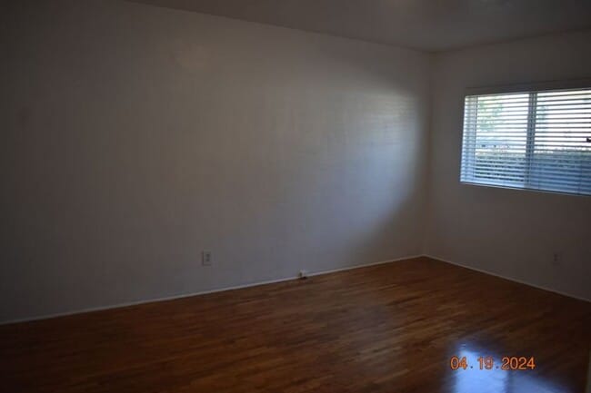 Building Photo - Charming 3 Bedroom Duplex with Original Character – Chula Vista Rental