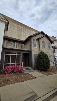Building Photo - 1213 North St