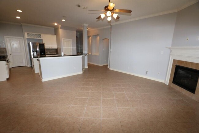 Building Photo - 28238 Daystrom Ln