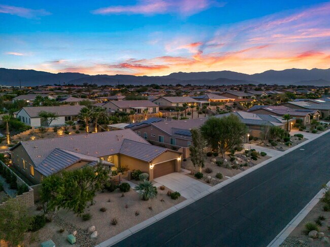 Building Photo - 73757 Picasso Dr