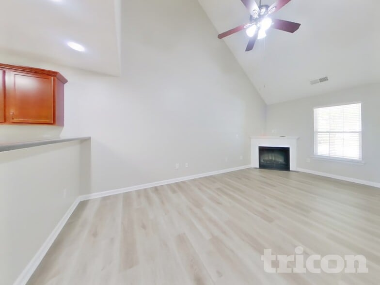 Building Photo - 225 Lossie Ln