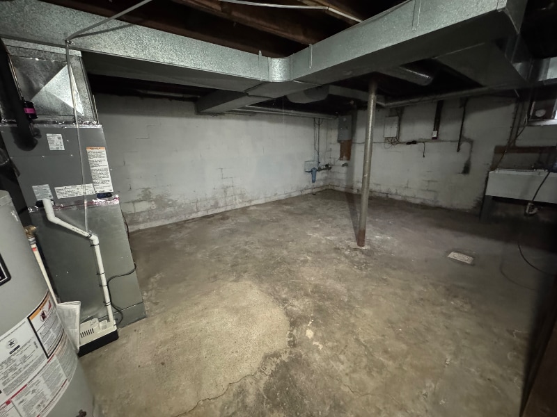 Building Photo - 416 Oak St