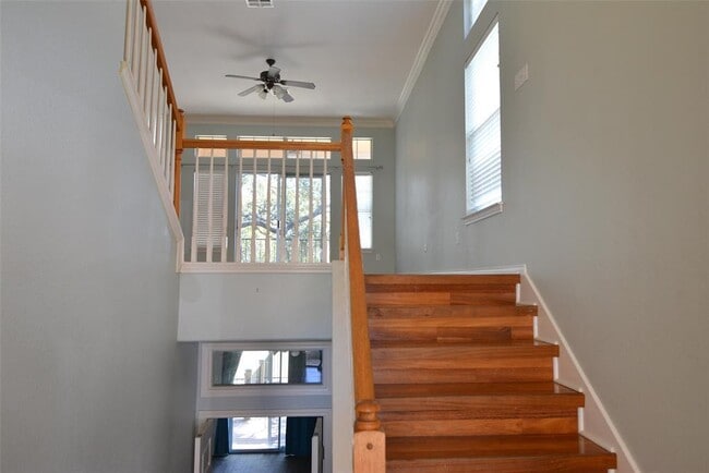 Building Photo - 20975 Waterside Dr