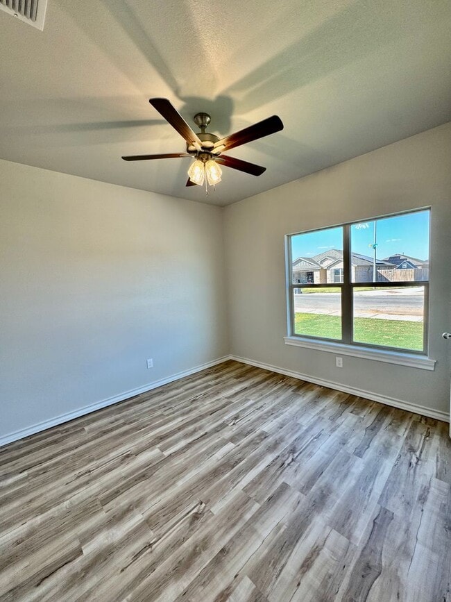 Building Photo - 4bed 2 bath - Frenship ISD