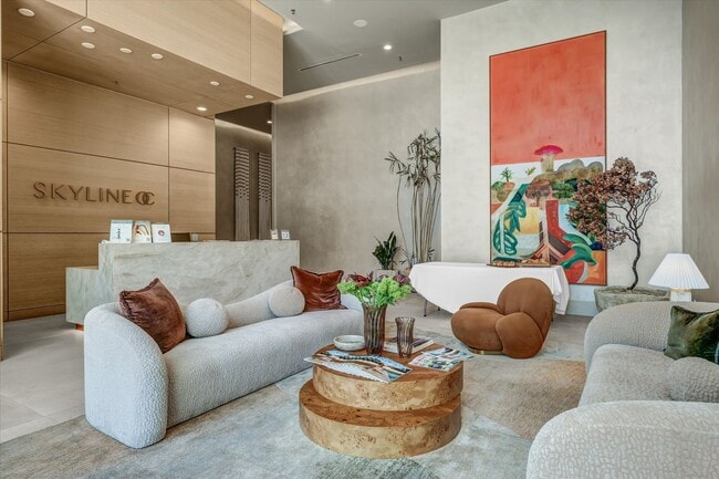 Building Photo - Luxury Elevated Living 1 Bed 1.5 Bath Condo at Skyline OC