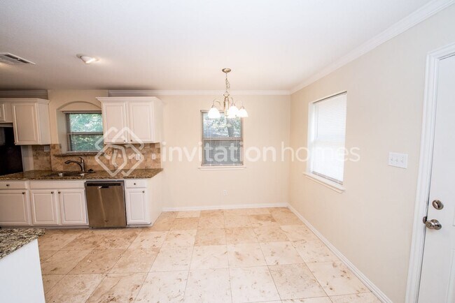 Building Photo - 209 King Trail