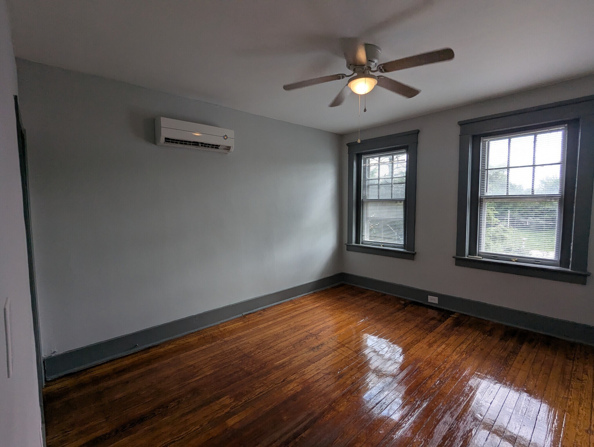 Building Photo - 2914 Idlewood Ave