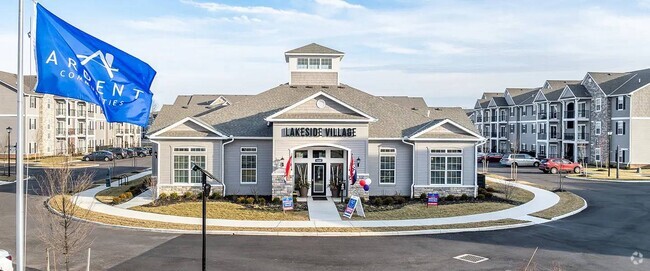 Building Photo - Lakeside Village