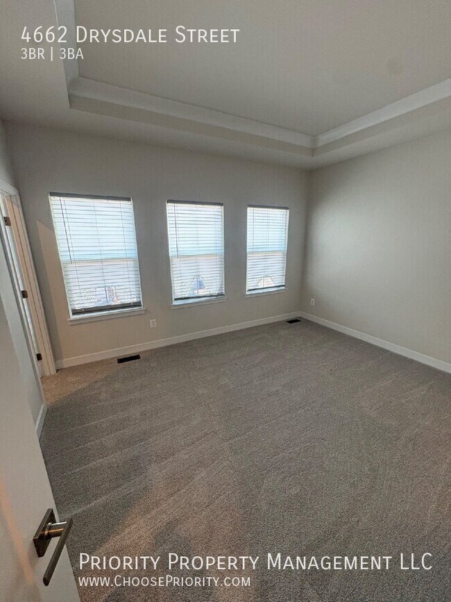 Building Photo - 4662 Drysdale St