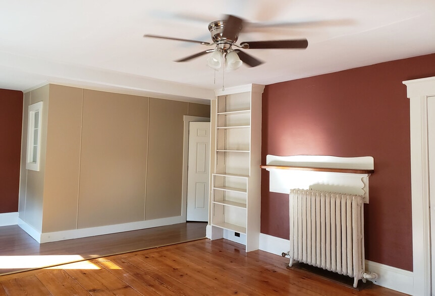 Building Photo - 110 Park Ave
