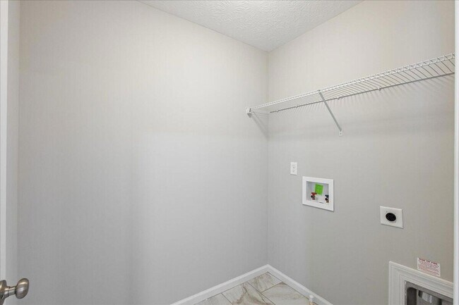 Building Photo - 3076 Lobella Dr