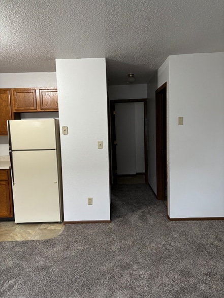 Building Photo - 640 E Hudson St