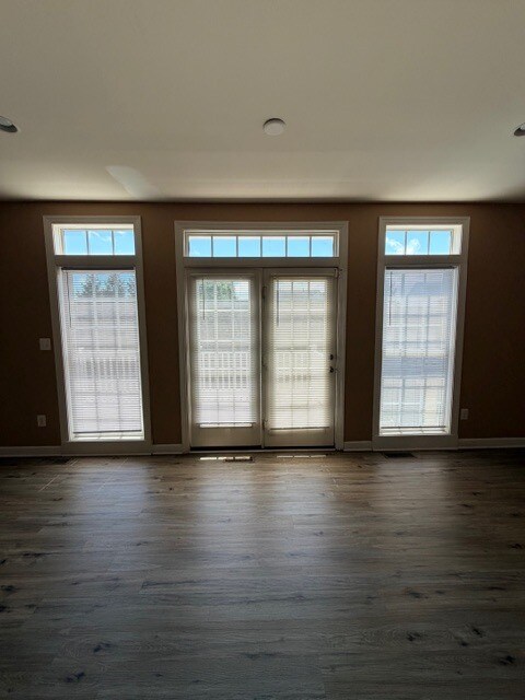 Building Photo - 203 Altair Way