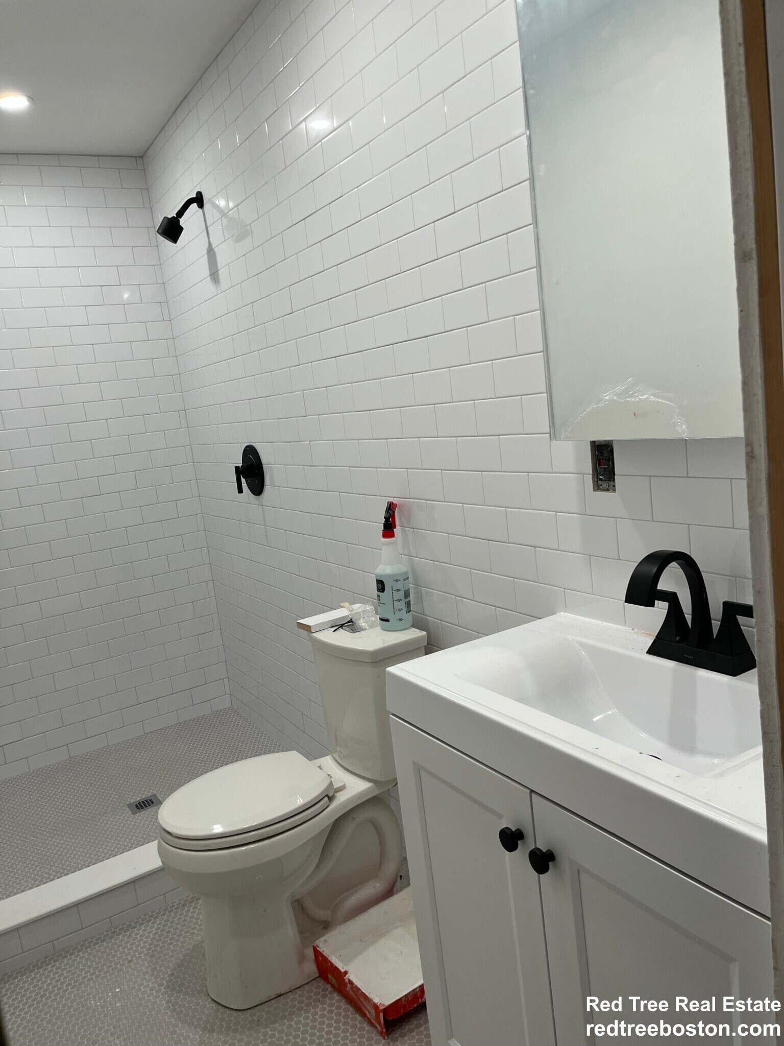 Building Photo - 41 Elmore St