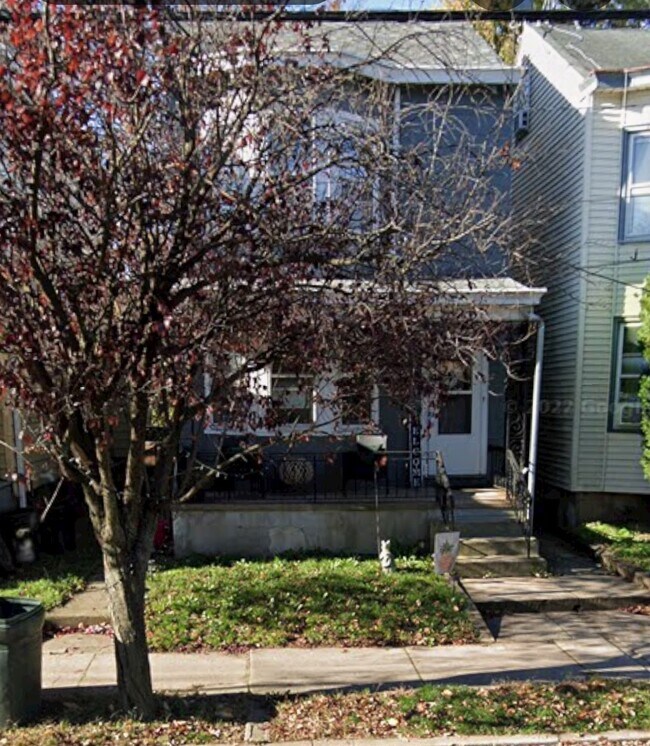 Building Photo - 865 Revere Ave