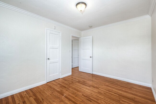 Building Photo - La Mesa Living at Its Best – Spacious Home w/Solar!