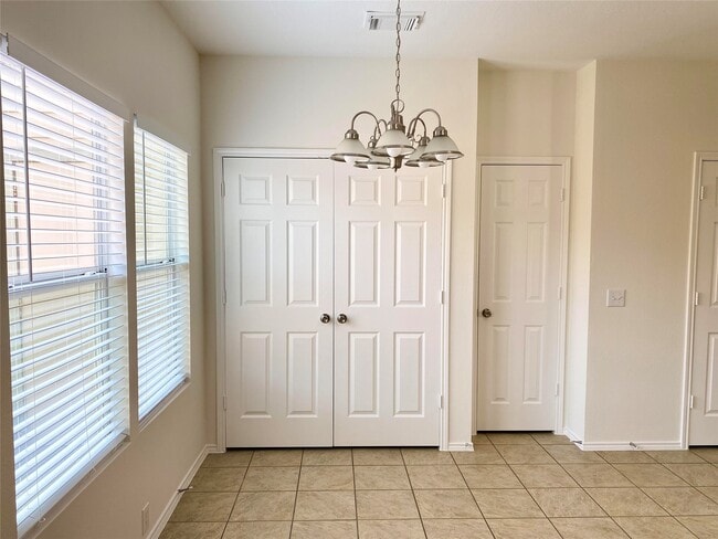 Building Photo - 29726 Sullivan Oaks Dr