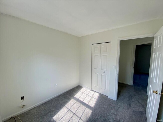 Building Photo - 5433 Brisbane Trail