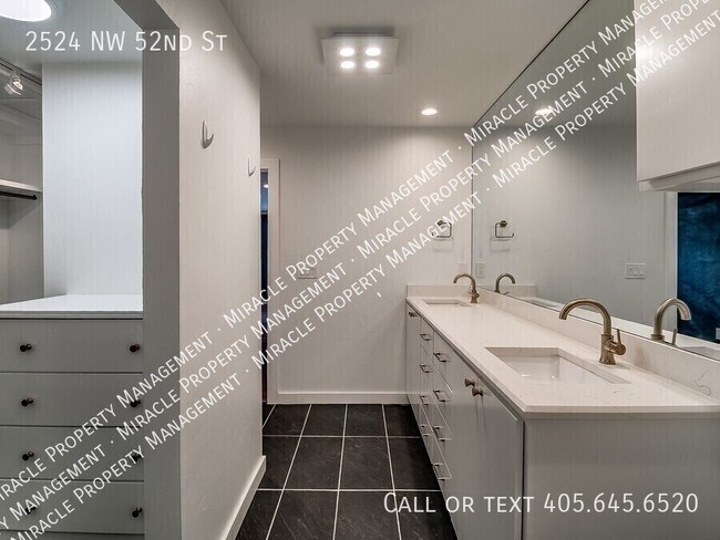 Building Photo - 2524 NW 52nd St