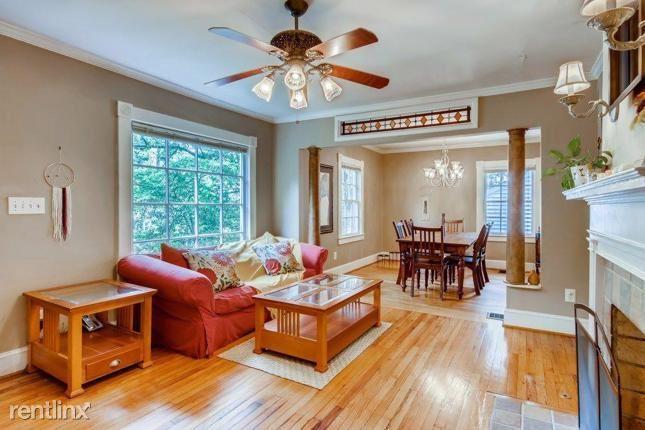 Building Photo - 1038 S Candler St