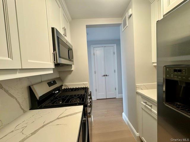 Building Photo - 155 W 68th St