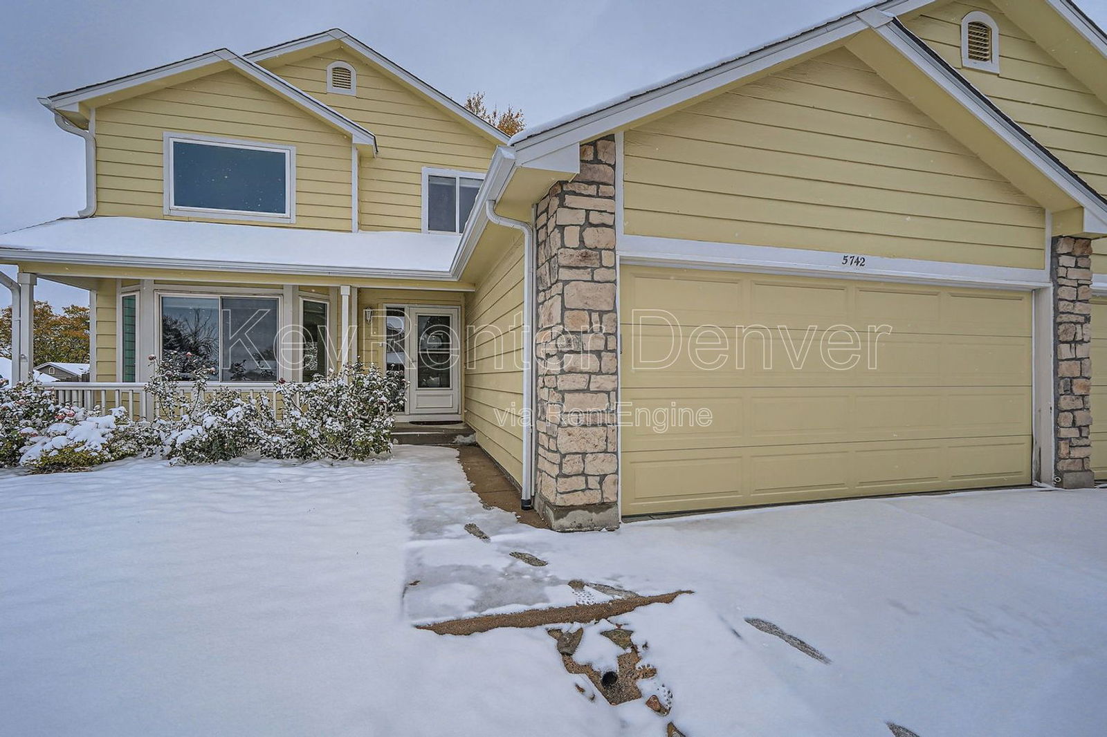 Building Photo - 5742 W 114th Pl