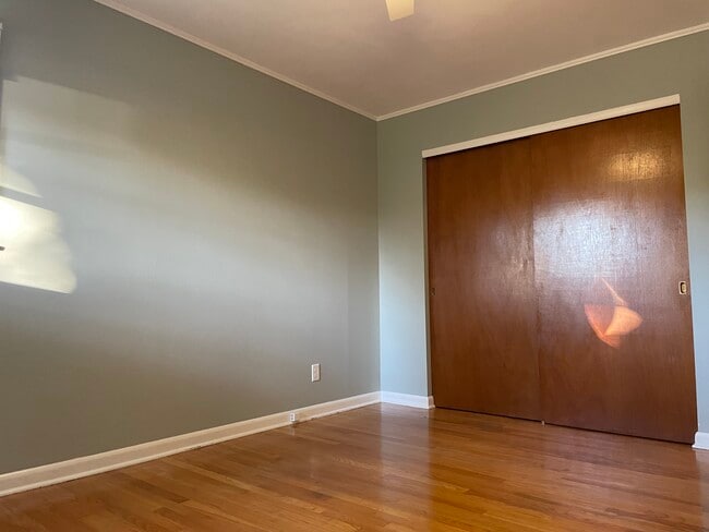 Building Photo - 1210 Acewood Blvd