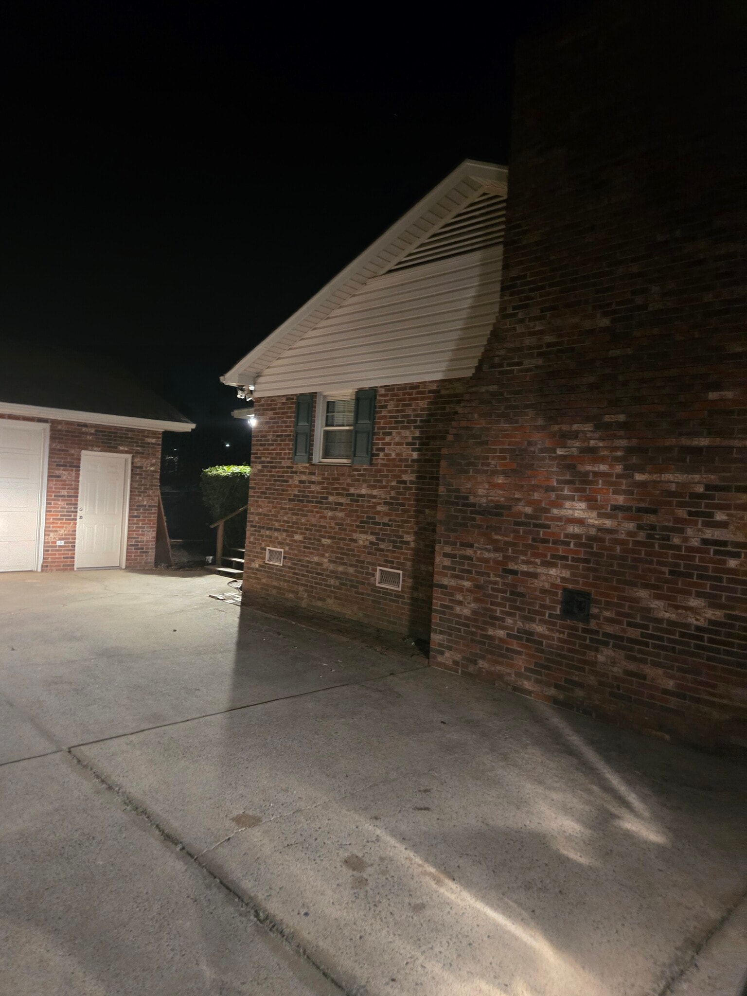 Building Photo - 103 Candystick Cir