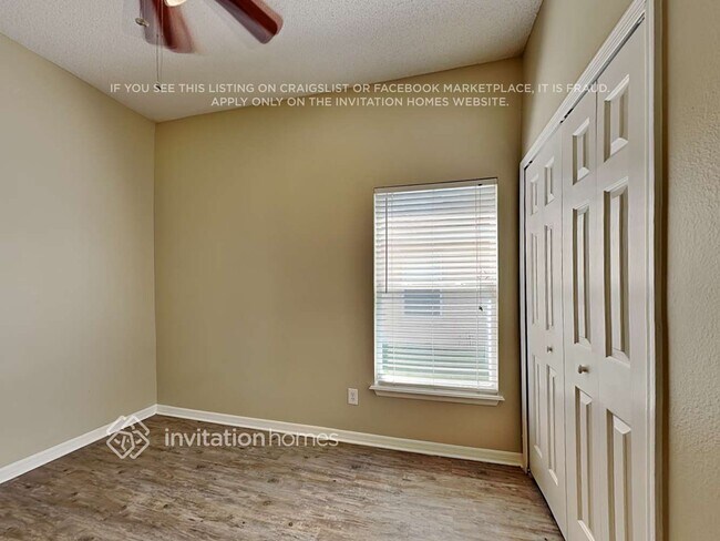 Building Photo - 113 Woodbury Pines Cir