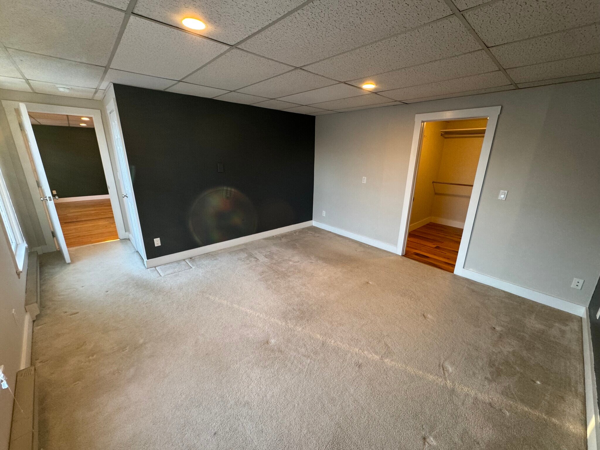 Building Photo - 38 W Main St