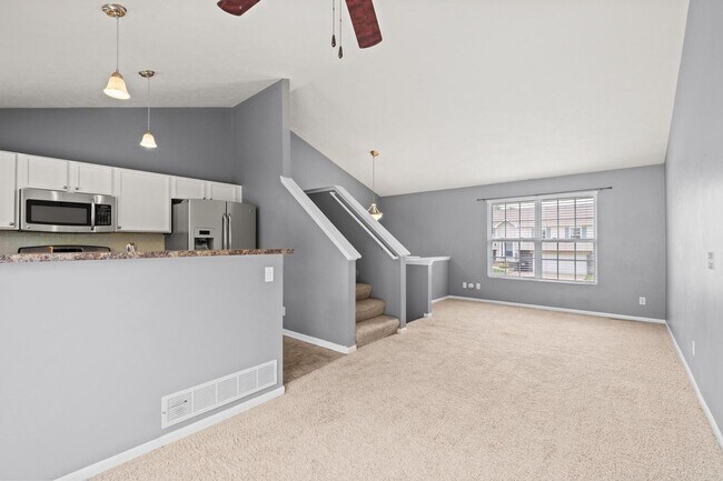 Building Photo - WELCOME HOME!